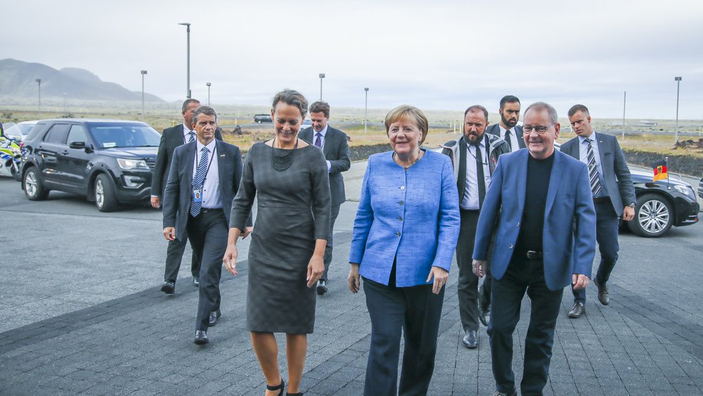 Angela Merkel í heimsókn á Hellisheiði